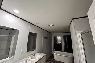 124 Galle Estates Circle Circle, Kingsbury, TX 78638 - Photo 18