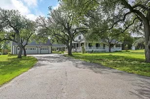 322 Mesa Oaks, Leander, TX 78641 - Photo 4