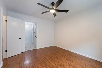 920 Acorn Oaks Drive, Austin, TX 78745 - Photo 8