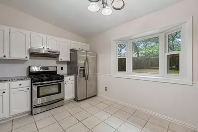 920 Acorn Oaks Drive, Austin, TX 78745 - Photo 6