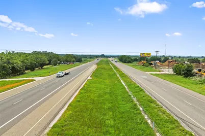 1389 Highway 290 E, Elgin, TX 78621 - Photo 18