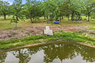 1389 Highway 290 E, Elgin, TX 78621 - Photo 16