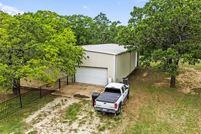 1389 Highway 290 E, Elgin, TX 78621 - Photo 12