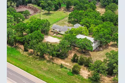 1389 Highway 290 E, Elgin, TX 78621 - Photo 20