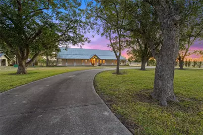 400 County Road 483, Taylor, TX 76574 - Photo 36