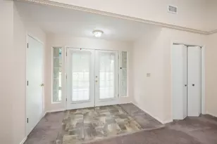 137 Blanket Flower Dr, Bastrop, TX 78602 - Photo 6