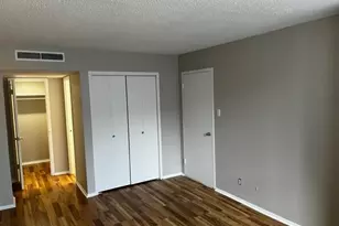 1800 Lavaca St, Austin, TX 78701 - Photo 2