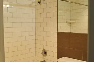 1800 Lavaca St, Austin, TX 78701 - Photo 6