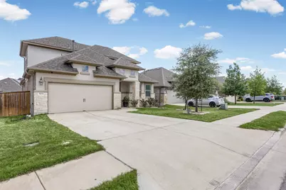 303 Eagle Ford Drive, Kyle, TX 78640 - Photo 2