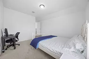 303 Eagle Ford Dr, Kyle, TX 78640 - Photo 16