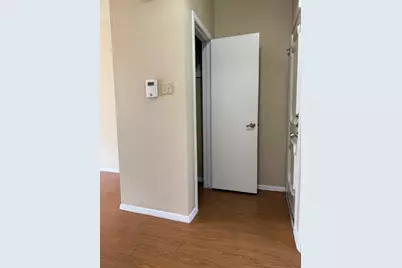 806 W 24th Street #223, Austin, TX 78705 - Photo 10