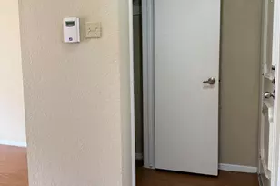 806 W 24th St, Austin, TX 78705 - Photo 10