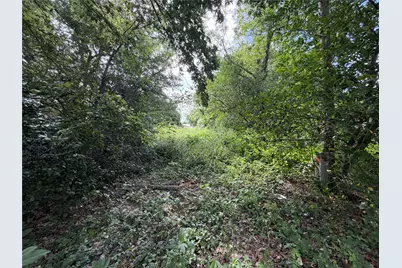 305 Ross Street, Smithville, TX 78957 - Photo 2