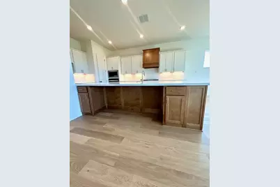 1001 Ellensburg Drive, Georgetown, TX 78633 - Photo 8