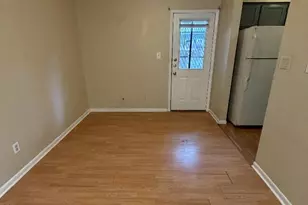 139 Elm Dr, Lockhart, TX 78644 - Photo 1