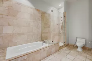 555 E 5th St, Austin, TX 78701 - Photo 18