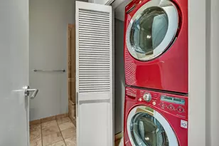 555 E 5th St, Austin, TX 78701 - Photo 28