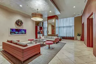 555 E 5th St, Austin, TX 78701 - Photo 32
