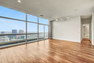 555 E 5th St, Austin, TX 78701 - Photo 8
