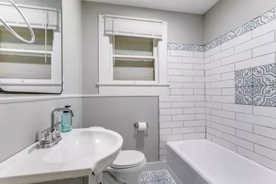 2447 E Houston Street, San Antonio, TX 78202 - Photo 20