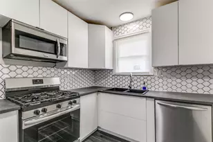 2447 E Houston St, San Antonio, TX 78202 - Photo 12