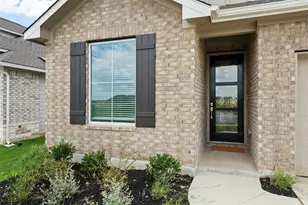 109 Carlsbad Ct, Georgetown, TX 78626 - Photo 4