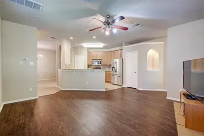 1310 W Parmer Lane #24B, Austin, TX 78727 - Photo 6