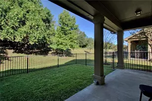 1310 W Parmer Ln, Austin, TX 78727 - Photo 24