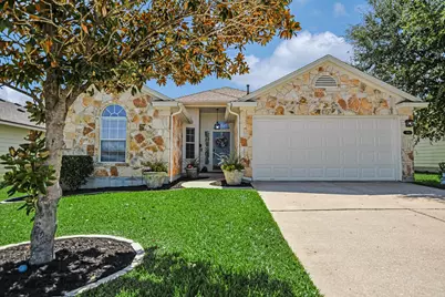 300 Fistral Drive, Hutto, TX 78634 - Photo 2