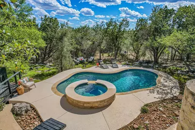 335 Deer Creek Drive, San Marcos, TX 78666 - Photo 2