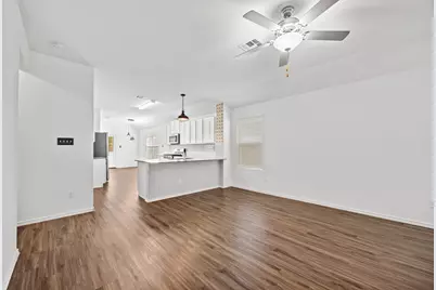 144 High Plains Pass, Liberty Hill, TX 78642 - Photo 4