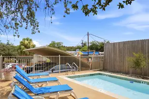 2302 E Side Dr, Austin, TX 78704 - Photo 10