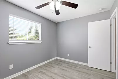 2302 E Side Drive #18, Austin, TX 78704 - Photo 24