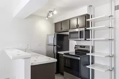 2302 E Side Drive #18, Austin, TX 78704 - Photo 20