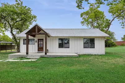 5530 US Highway 90A W, Shiner, TX 77984 - Photo 1