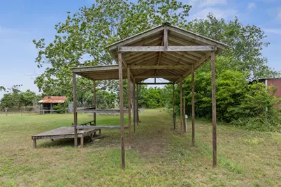 5530 US Highway 90A W, Shiner, TX 77984 - Photo 34