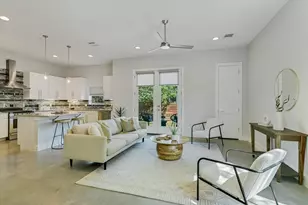 1131 Mason Ave, Austin, TX 78721 - Photo 6