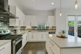 1131 Mason Ave, Austin, TX 78721 - Photo 10