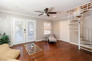1711 Deerfield Dr, Austin, TX 78741 - Photo 1