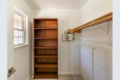 1711 Deerfield Drive, Austin, TX 78741 - Photo 10
