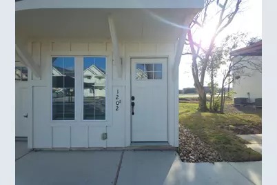 2002 W 2nd Street #1202, Taylor, TX 76574 - Photo 2