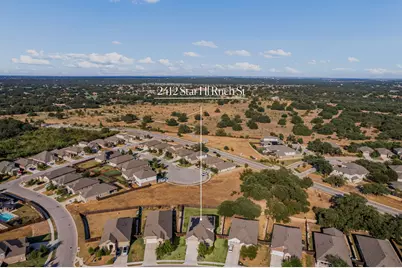 2412 Star Hill Ranch Street, Georgetown, TX 78628 - Photo 2