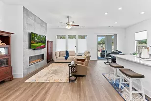 523 Hallwood Dr, Liberty Hill, TX 78642 - Photo 10