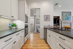 1529 Barton Springs Rd, Austin, TX 78704 - Photo 14