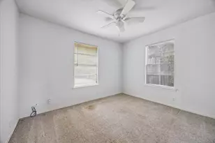 402 Bramble Dr, Austin, TX 78745 - Photo 14