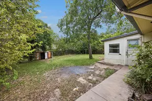 402 Bramble Dr, Austin, TX 78745 - Photo 20