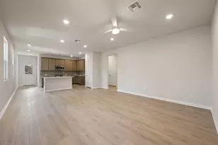 132 Knockout Rose Dr, San Marcos, TX 78666 - Photo 8