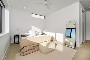 3406 E 17th St, Austin, TX 78721 - Photo 16