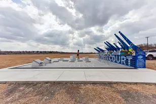 901 E Whispering Hollow Dr, Kyle, TX 78640 - Photo 28