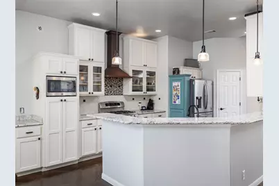 208 S Buffalo Pass, Georgetown, TX 78633 - Photo 10